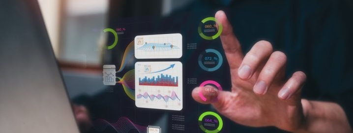Analyst,Working,With,Business,,Analytics,And,Data,Management,System,On Analyst,Working,With,Business,,Analytics,And,Data,Management,System,On